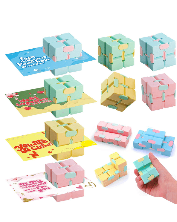 8 Packs Infinity Cube with Valentines Day Cards