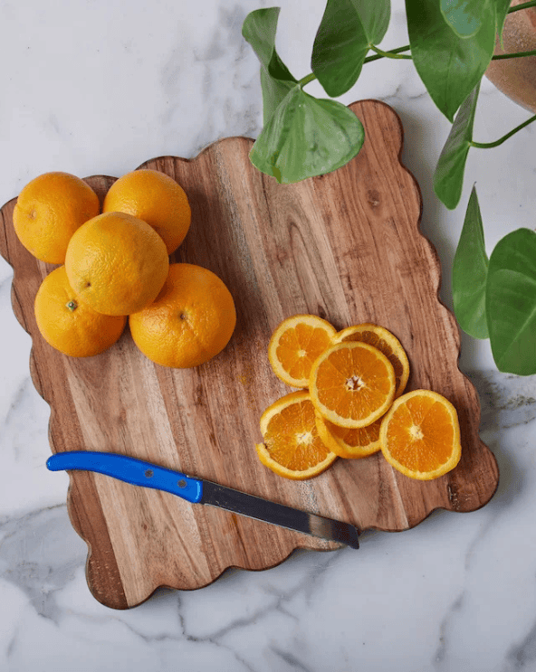 Medium Scalloped Cutting Board
