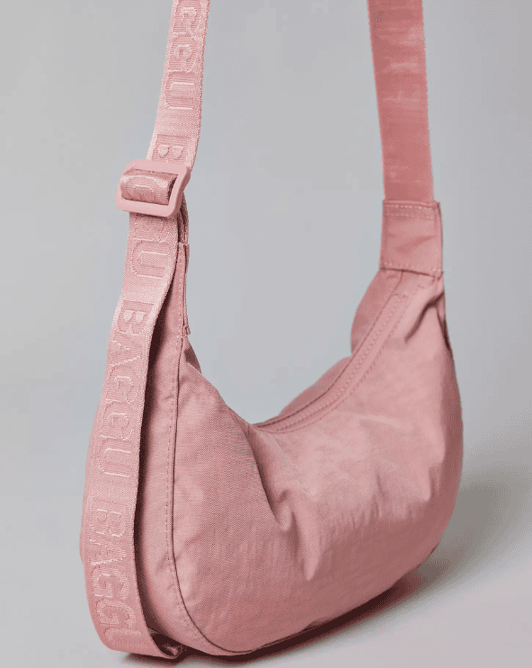 BAGGU Small Rose Crescent Bag
