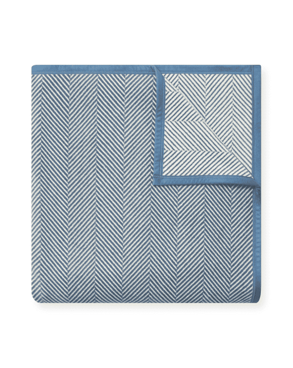 Chappywrap Herringbone Blanket