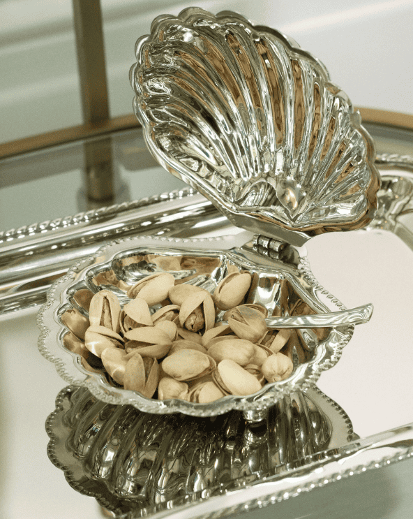 Gold Clam Shell Bowl w/ Spoon