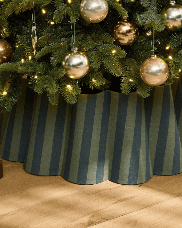 Ruffle Linen Tree Collar